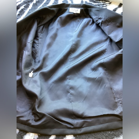 Vintage 1980’s Black & Gold Blazer. B30 - Picture 12 of 15